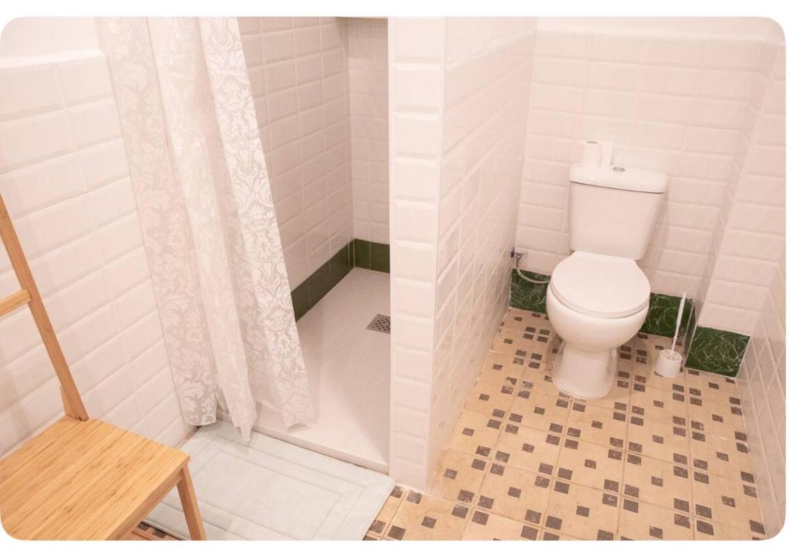 Habitacion Con Bano Privado 1 Cama De Matrimonio 발렌시아 외부 사진