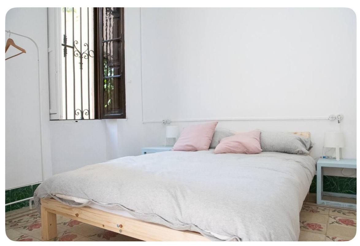 Habitacion Con Bano Privado 1 Cama De Matrimonio 발렌시아 외부 사진